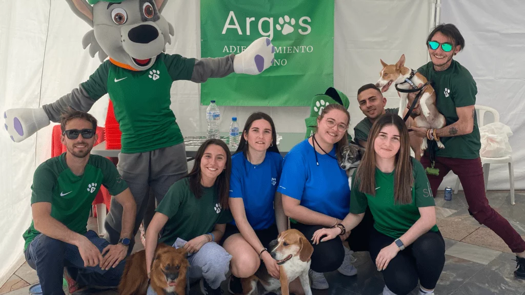 De Cachorro a Compañero Perfecto: Servicio de Formación en Argos. 2 Club Argos Glorieta