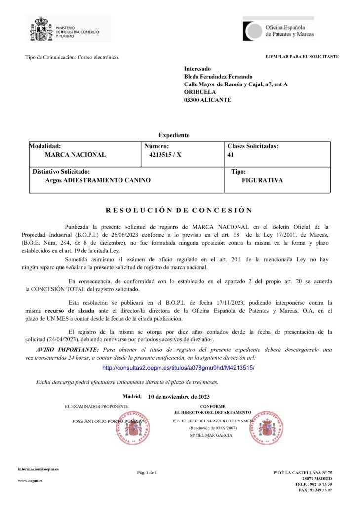 Documento oficial de concesión de marca nacional para Argos Adiestramiento Canino, expedido por la Oficina Española de Patentes y Marcas